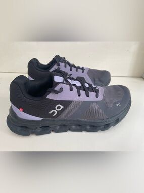 On Cloud Cloudrunner Waterproof Black Grape Purple Running Shoes Women’s 8.5 US